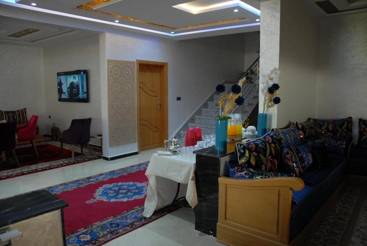 Moonrise Villa Vip 米德勒特 外观 照片